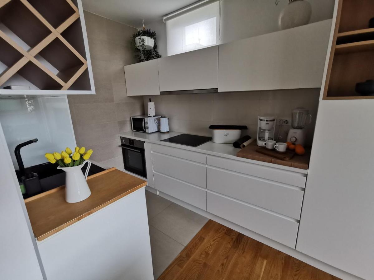 White 5 Apartment Split Bagian luar foto