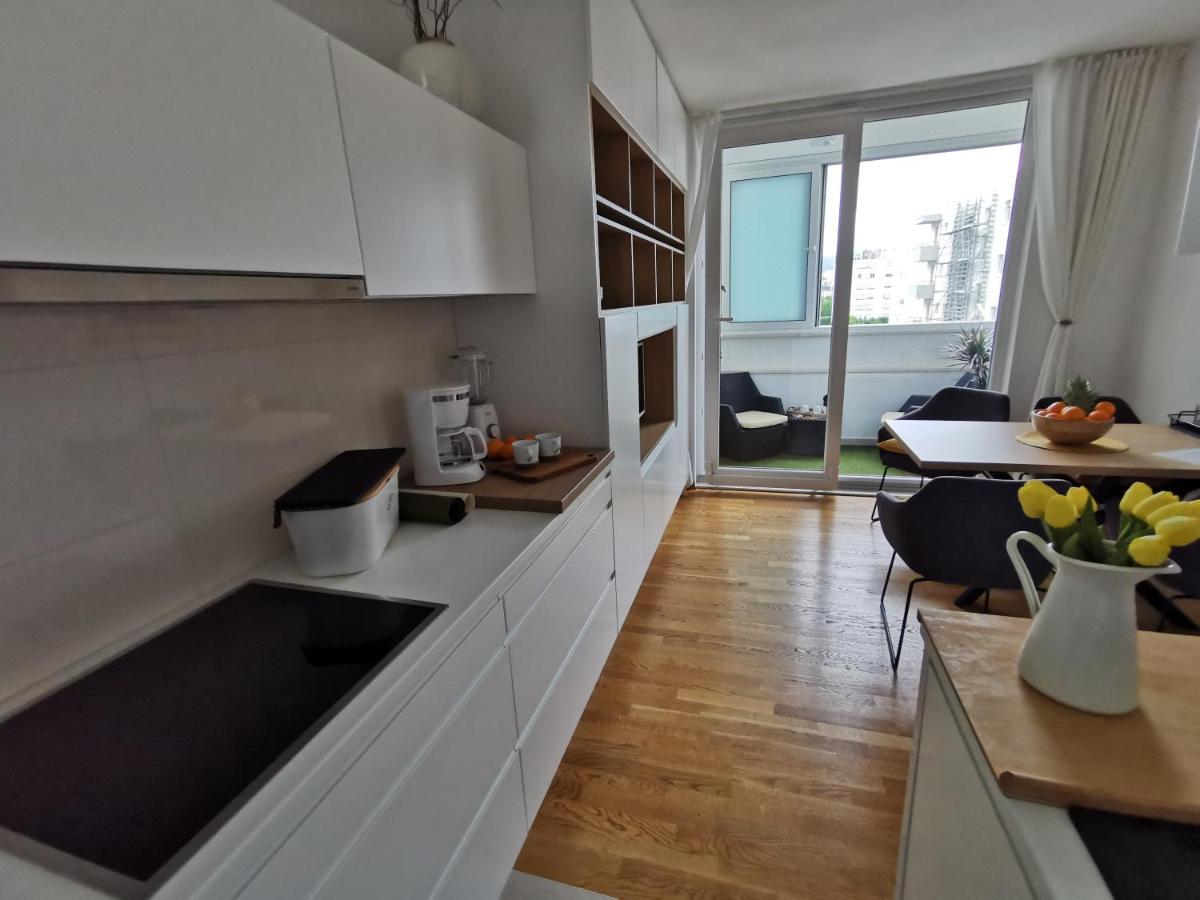 White 5 Apartment Split Bagian luar foto