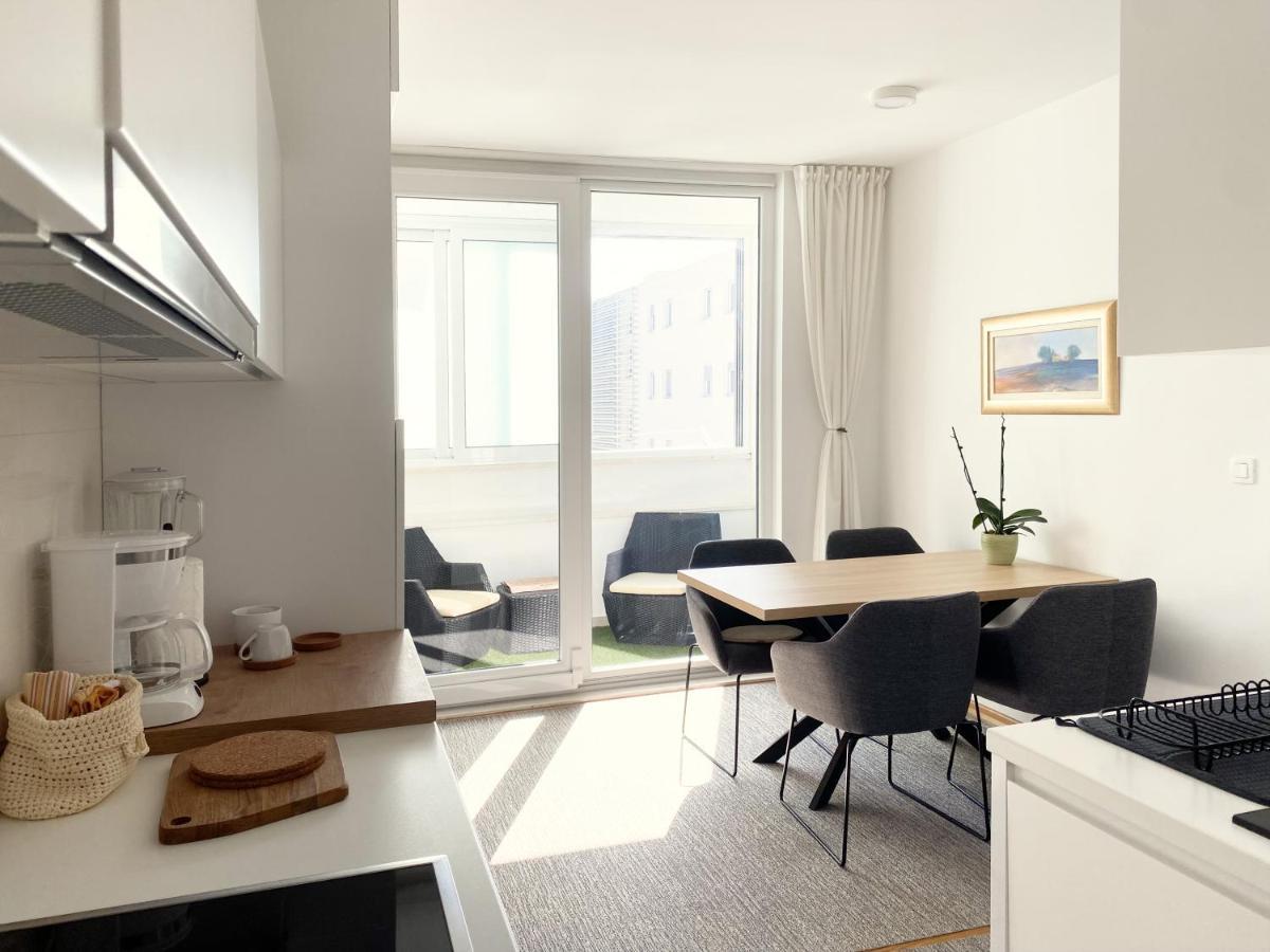 White 5 Apartment Split Bagian luar foto