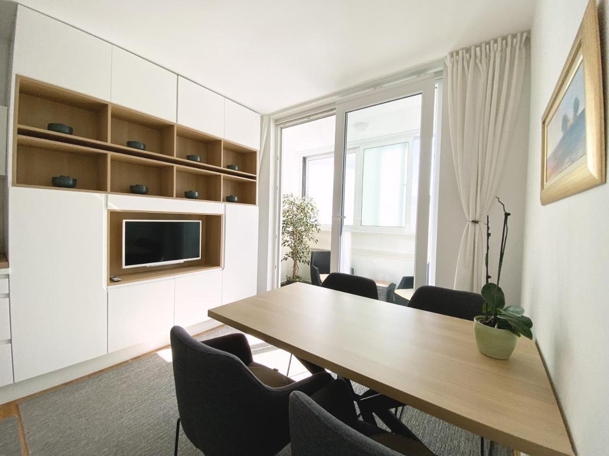 White 5 Apartment Split Bagian luar foto