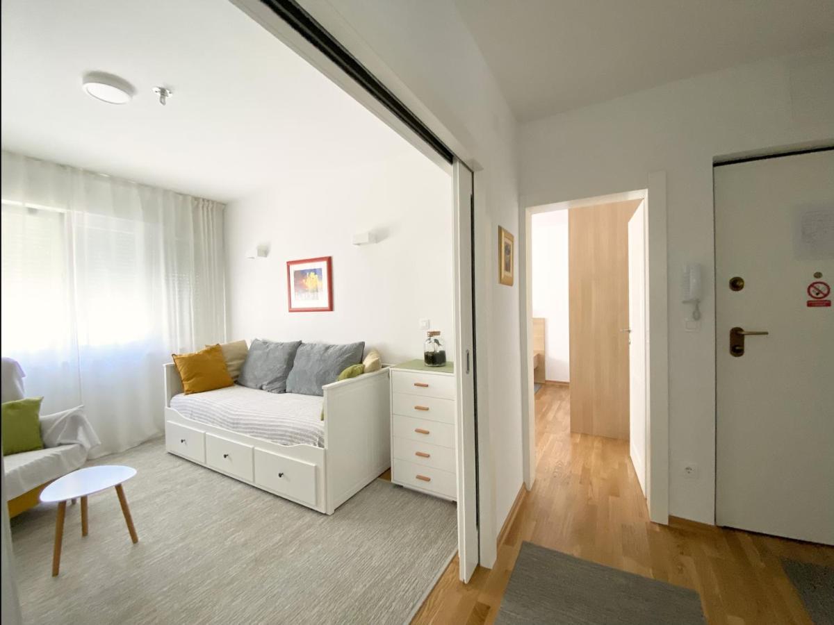 White 5 Apartment Split Bagian luar foto